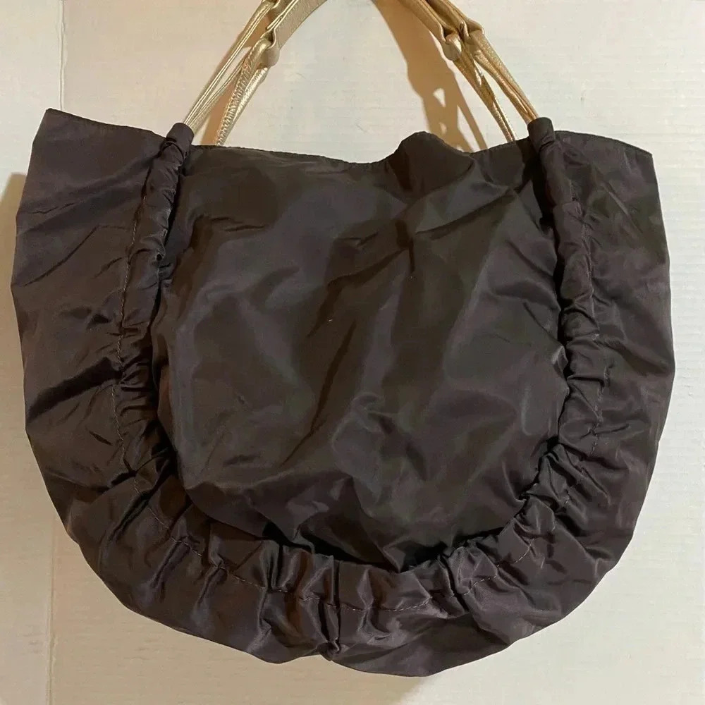 Brontibay brown vinyl tote handbag